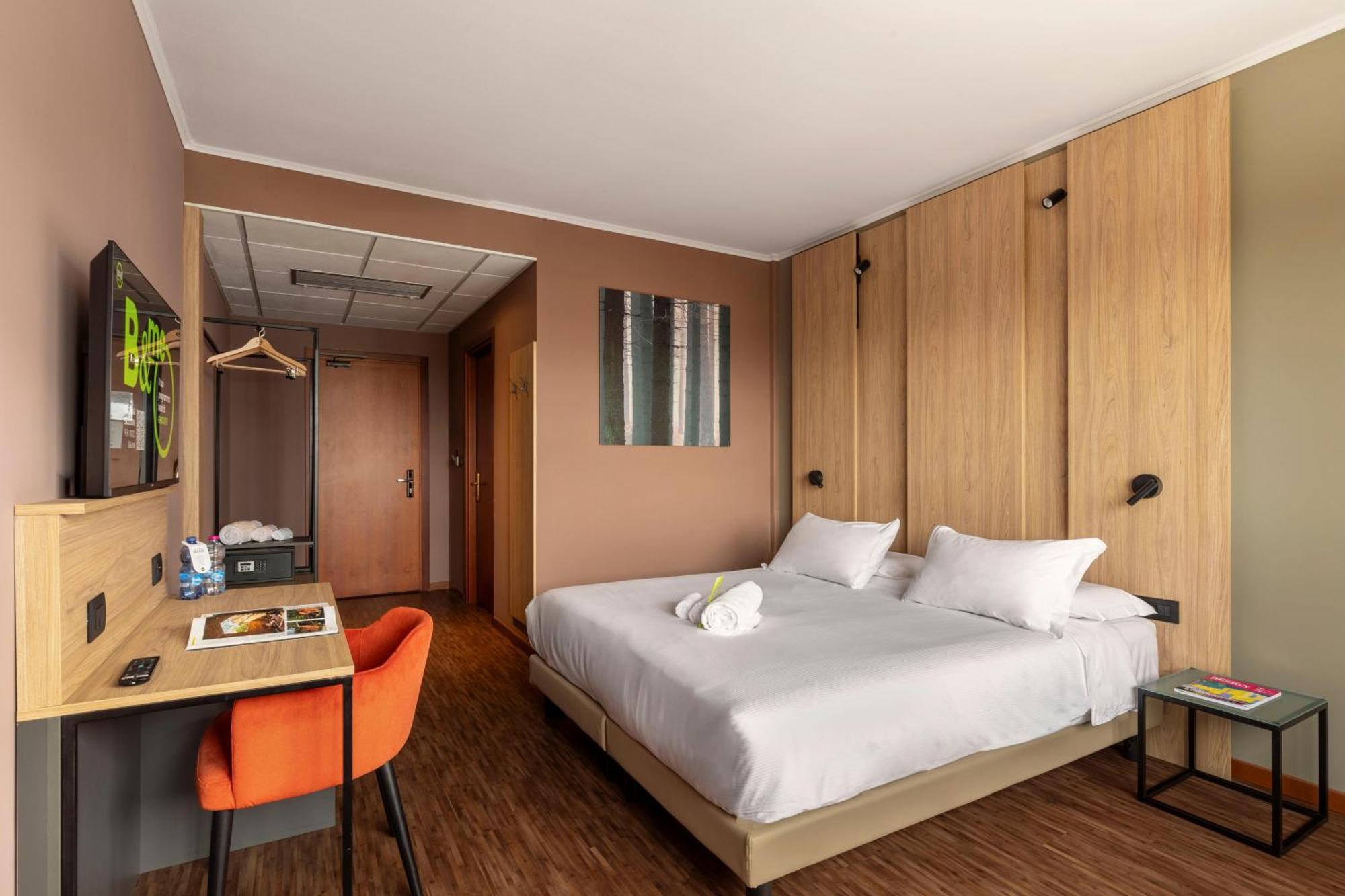 Cristal Hotel Coni